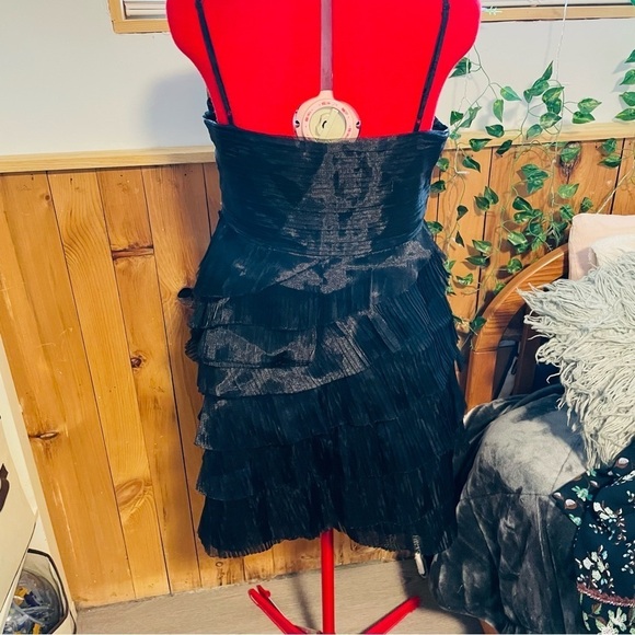 CALVIN KLEIN classy black formal cocktail dress size 14 with ruffles v-neck - Picture 4 of 8